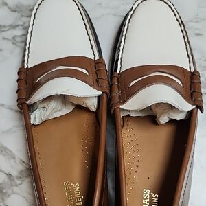 G.H. Bass & Co. Tan and White Larson Loafers